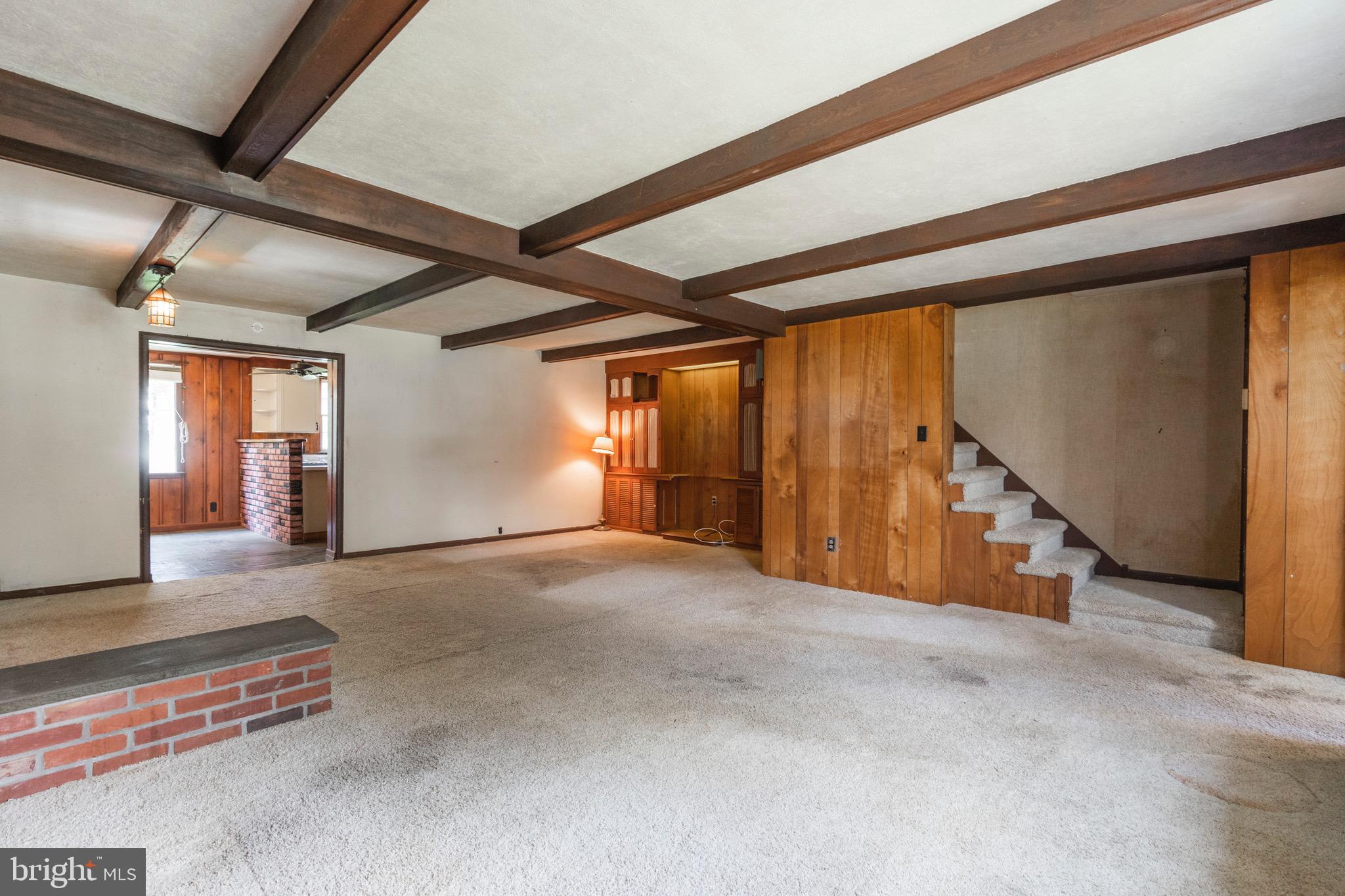 303 Willow Road Oreland, PA 19075 - Photo 9 of 27 Gallery Image 9