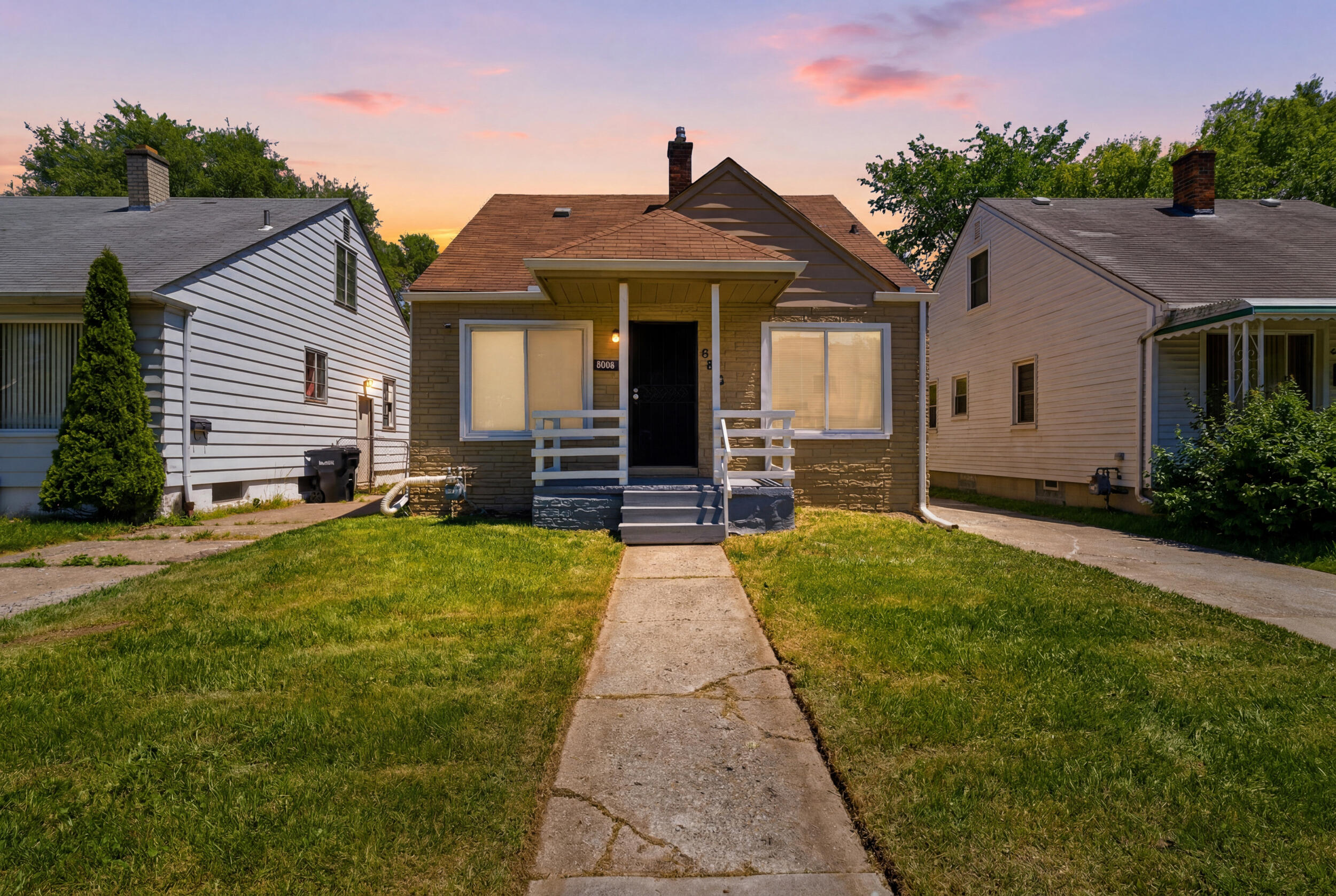 6816 Evergreen Road Detroit, MI 48228 - Photo 1 of 27 Exterior of the house