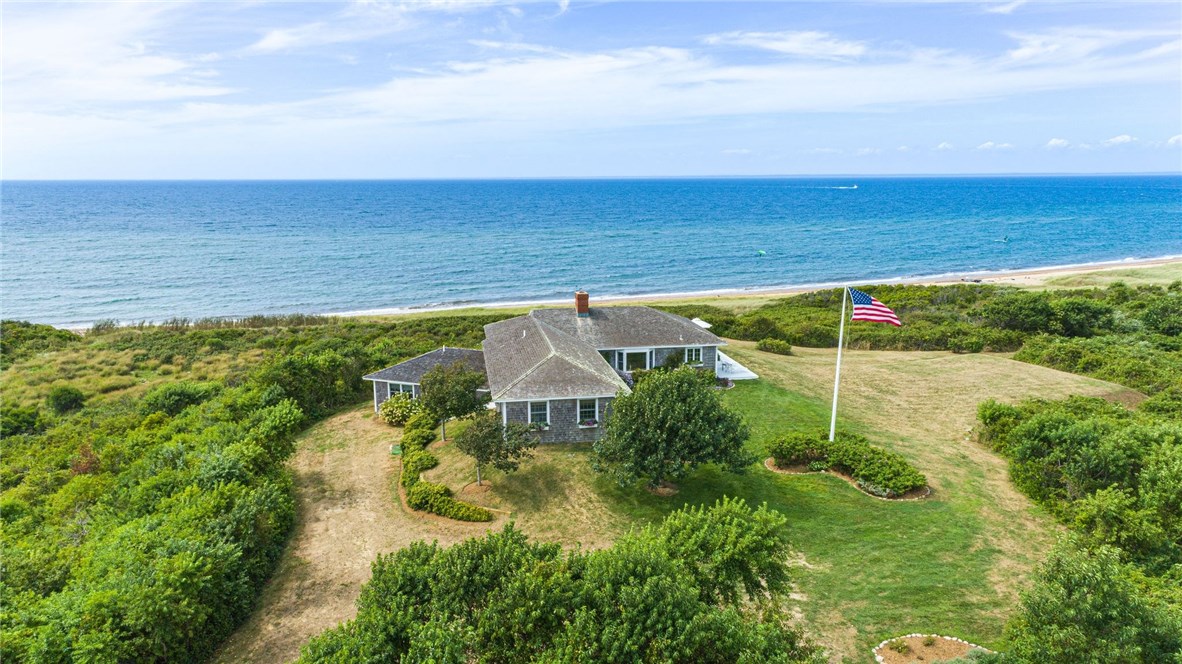 925 Coast Guard Road Block Island, RI 02807 - Photo 3 of 23 Gallery Image 3