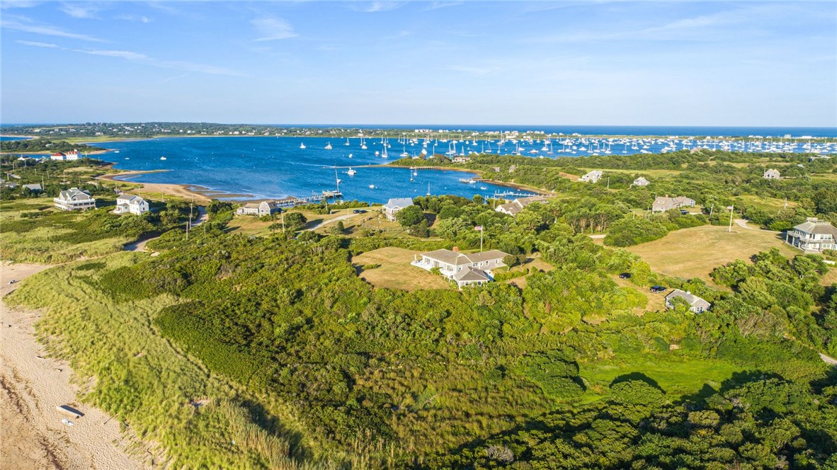 925 Coast Guard Road Block Island, RI 02807 - Photo 5 of 23 Gallery Image 5