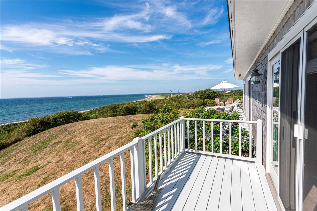 925 Coast Guard Road Block Island, RI 02807 - Photo 10 of 23 Gallery Image 10