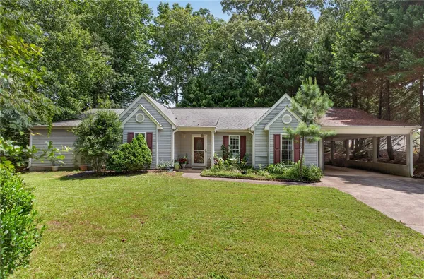 $320,000 | 229 Cub Cove Drive, Walhalla, SC 29691