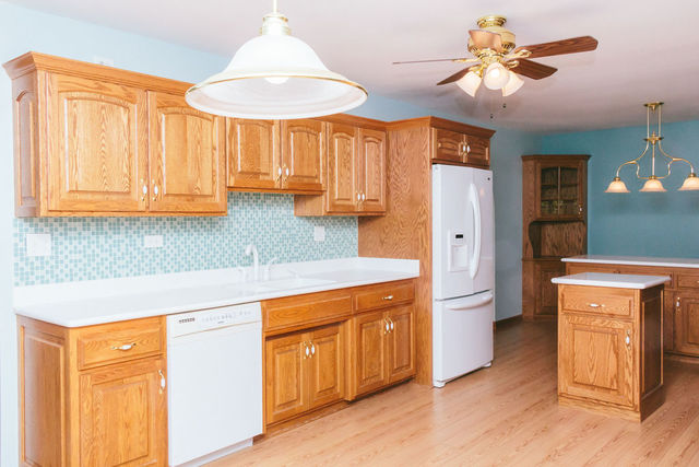 222 Vermont Road Frankfort, IL 60423 - Photo 12 of 47