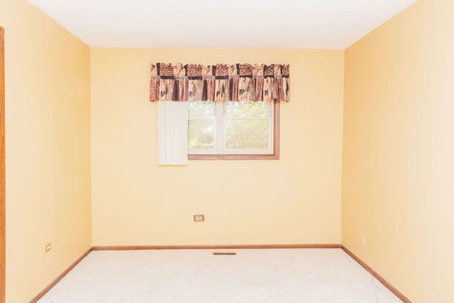 222 Vermont Road Frankfort, IL 60423 - Photo 25 of 47