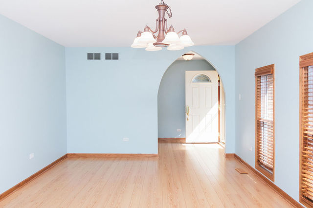 222 Vermont Road Frankfort, IL 60423 - Photo 5 of 47
