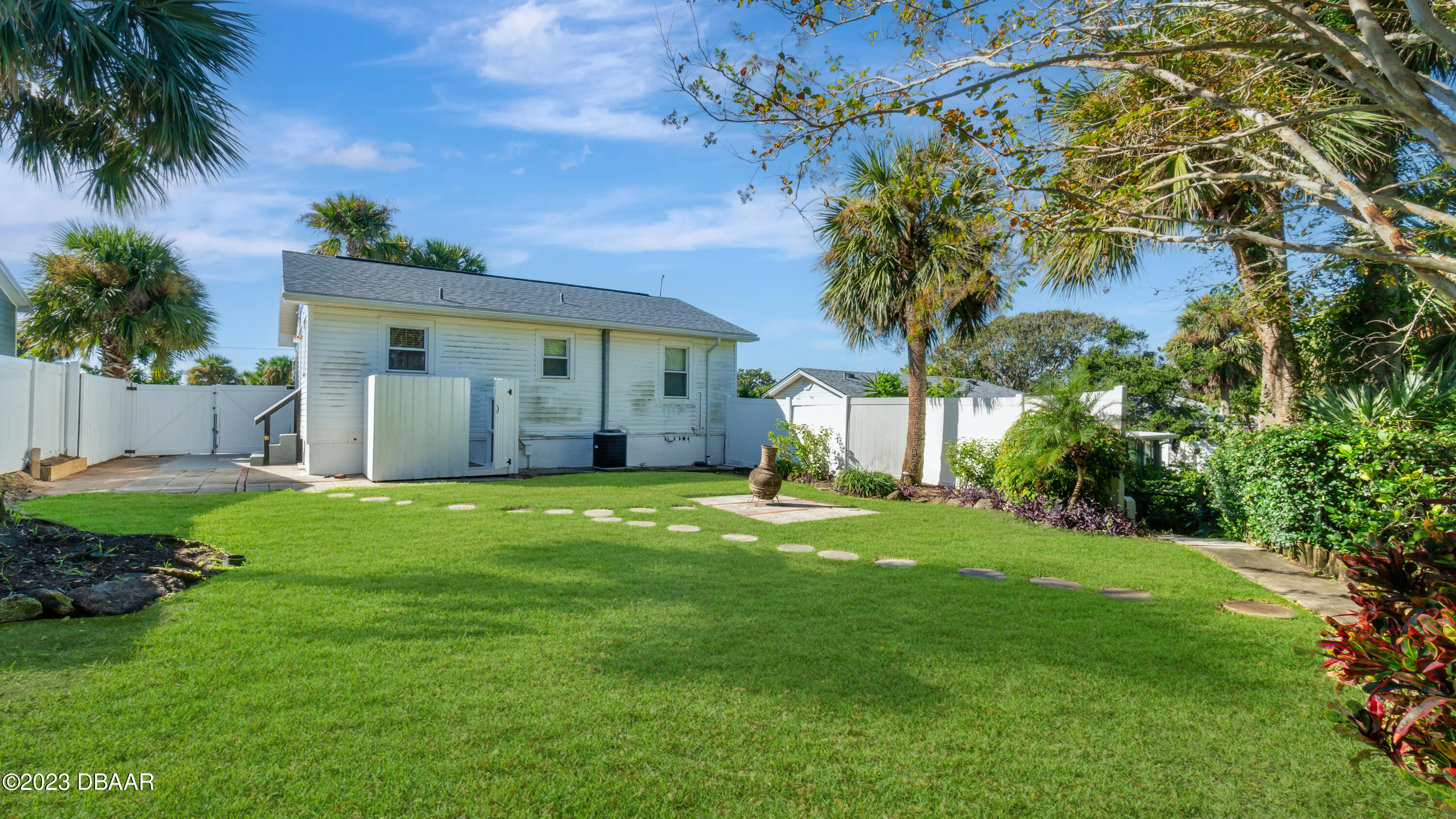 127 Cheshire Road Daytona Beach, FL 32118 - Photo 15 of 24 Cheshire Ground-26