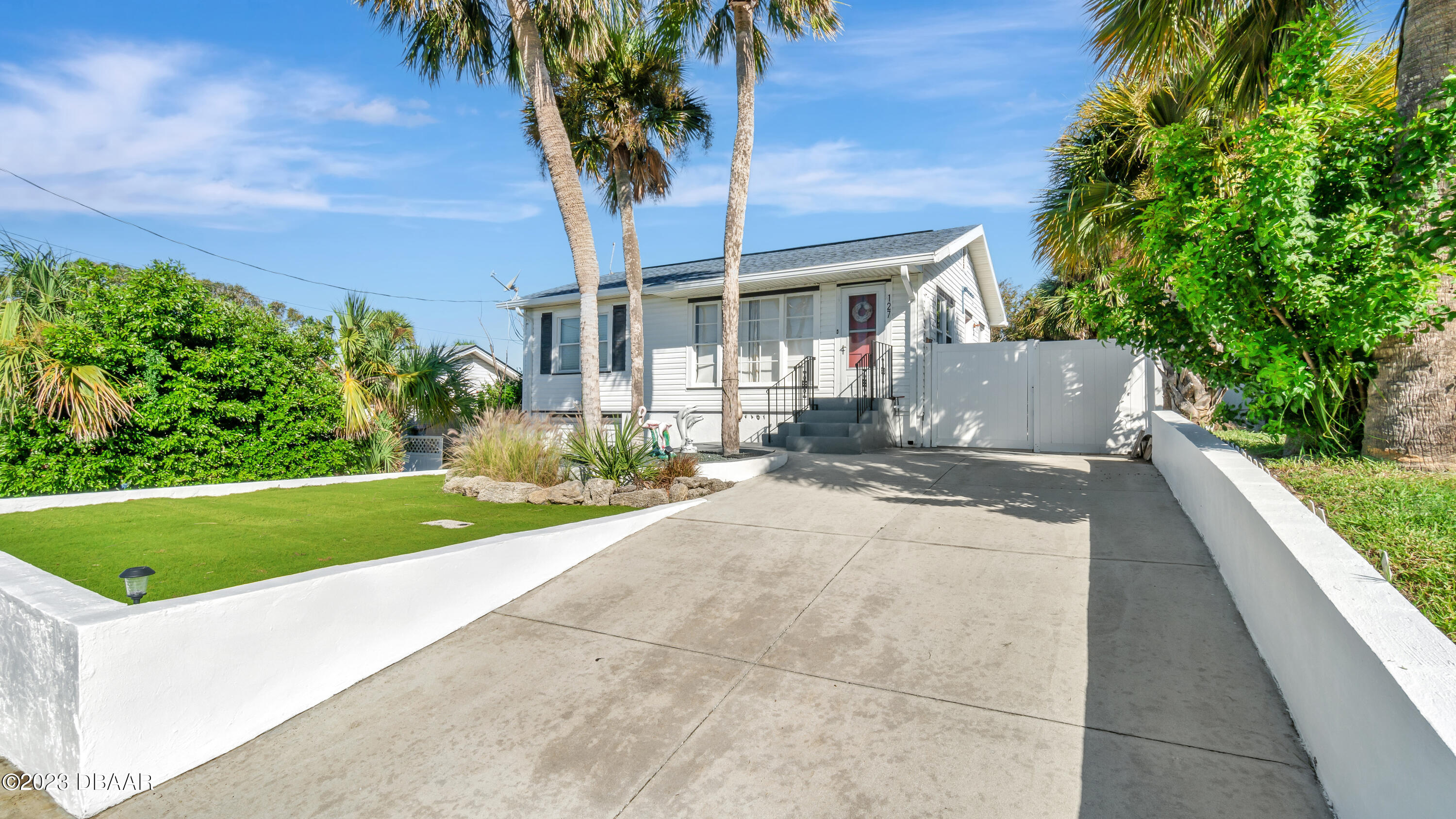 127 Cheshire Road Daytona Beach, FL 32118 - Photo 3 of 24 Cheshire Ground-6_