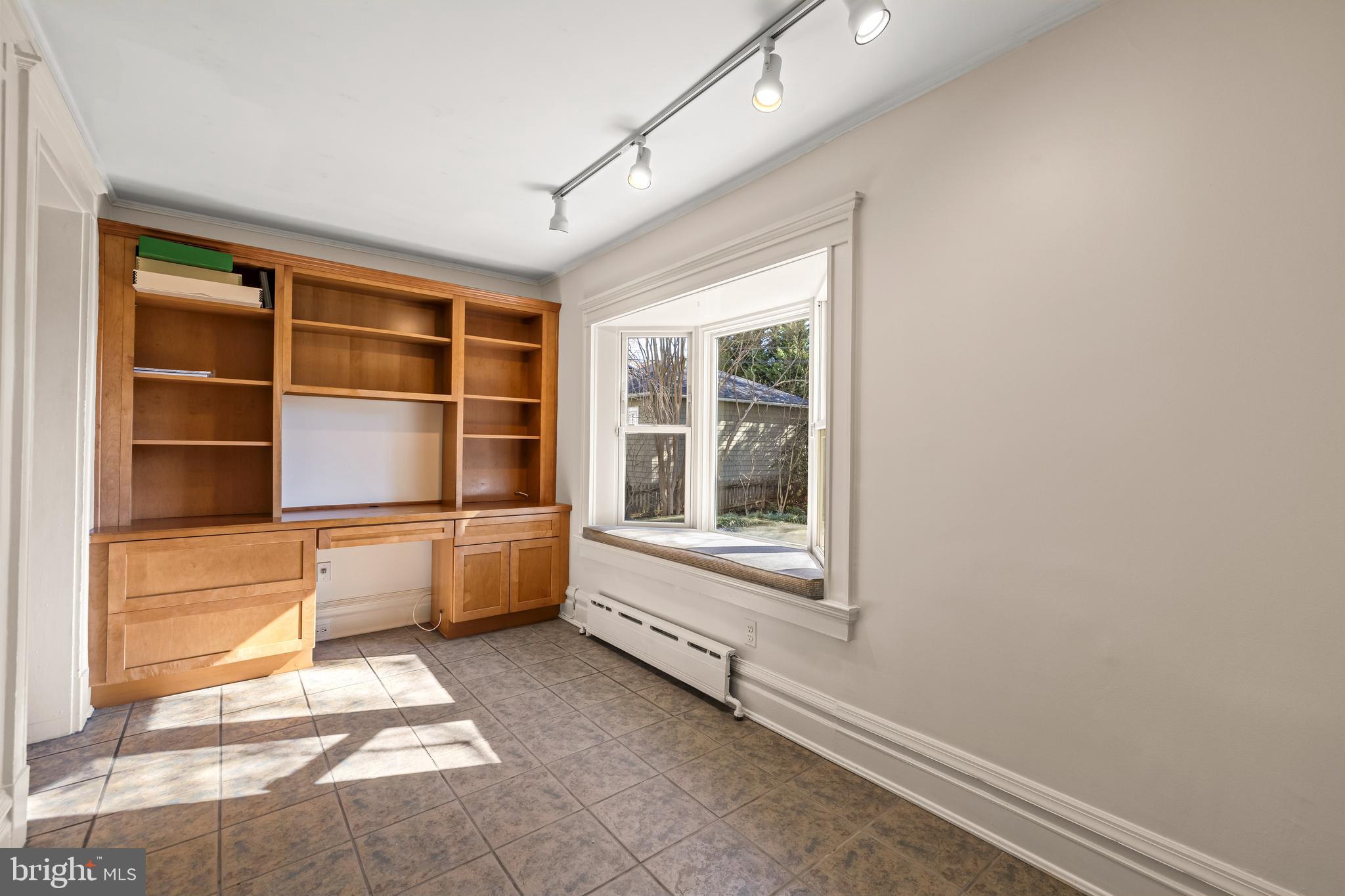 225 Hawthorn Road Baltimore, MD 21210 - Photo 21 of 84