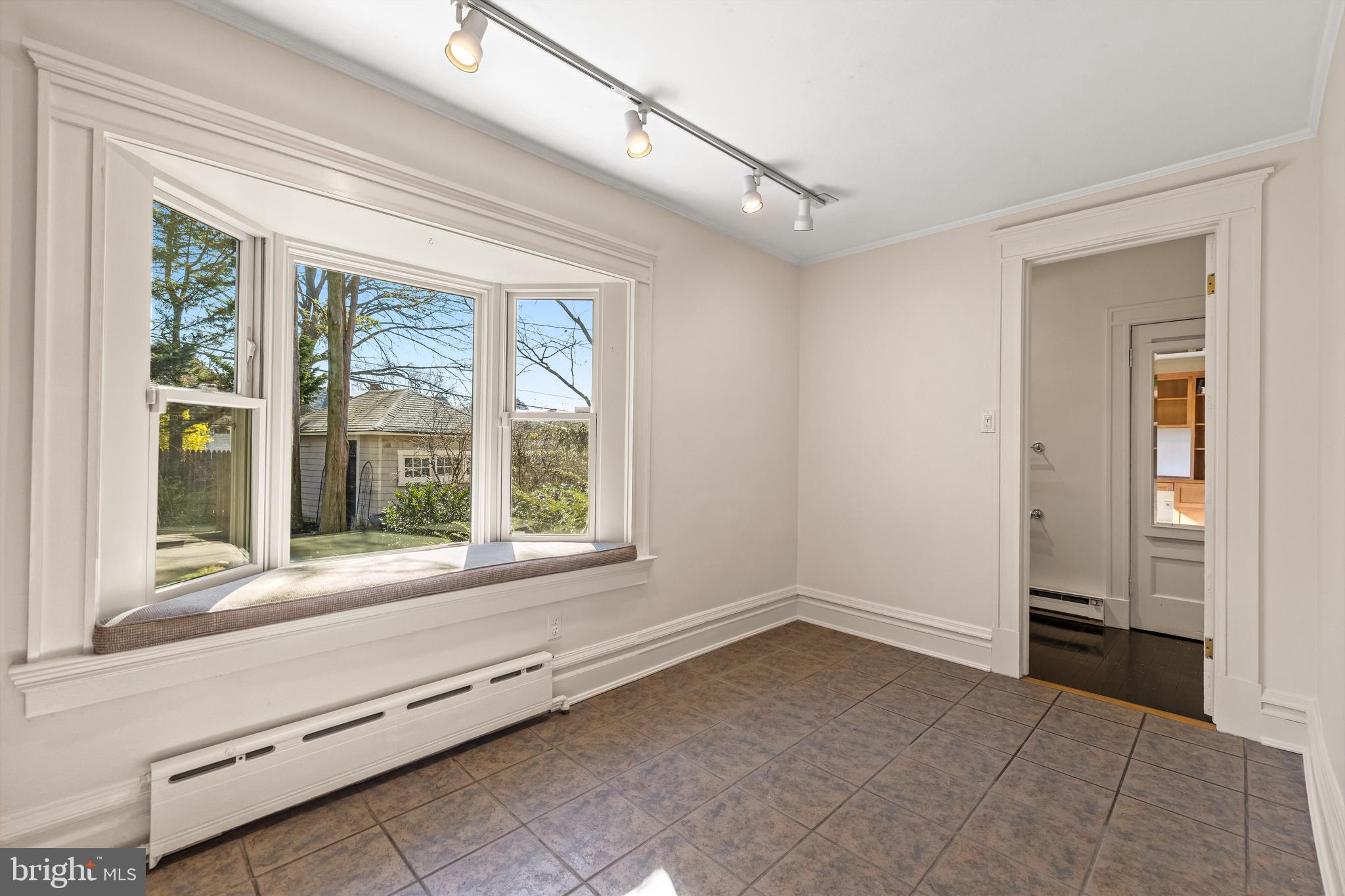 225 Hawthorn Road Baltimore, MD 21210 - Photo 22 of 84