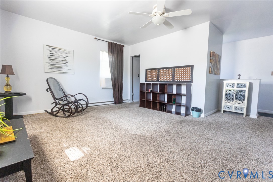 3213 Drawbridge Court Chesapeake, VA 23323 - Photo 19 of 20 a view of a livingroom with furniture