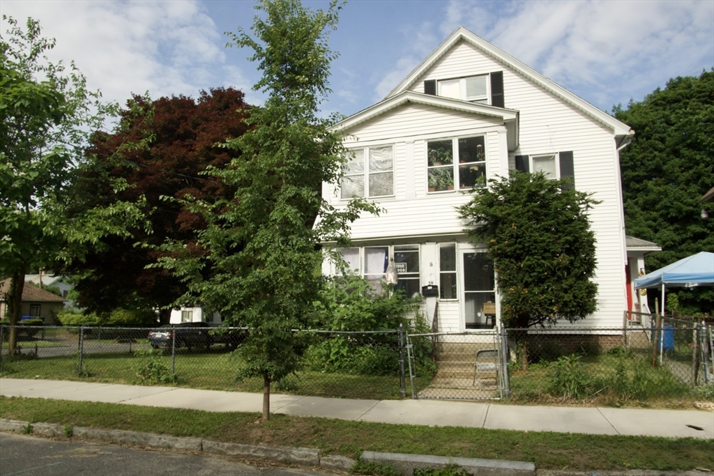 59-61 Carlisle Street Springfield, MA 01109 - Photo 1 of 10