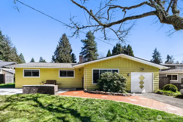 $795,000 | 24119 78th Place West, Edmonds, WA 98026
