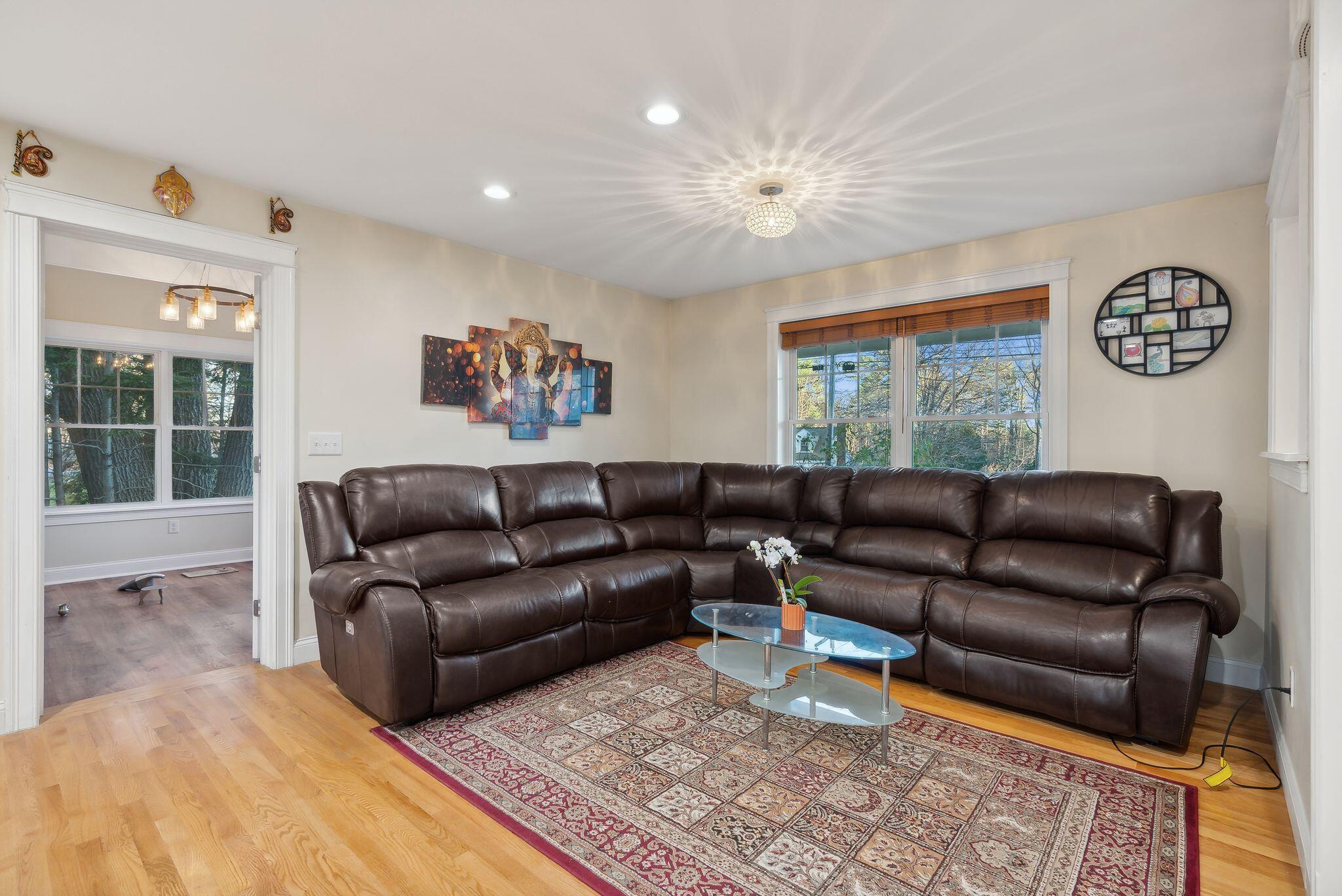 334 Middle Road Falmouth, ME 04105 - Photo 5 of 28 43_DSC09982