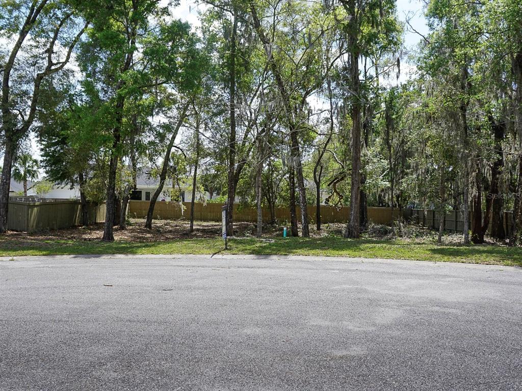 12149 Southwest 9th Lane Gainesville, FL 32607 - Photo 2 of 9