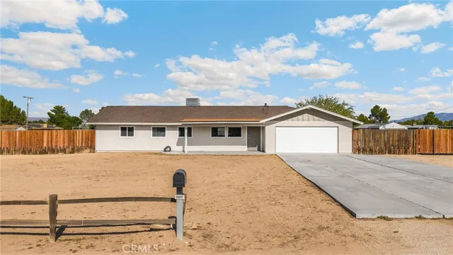 $464,999 | 14265 Santee Road, Apple Valley, CA 92307