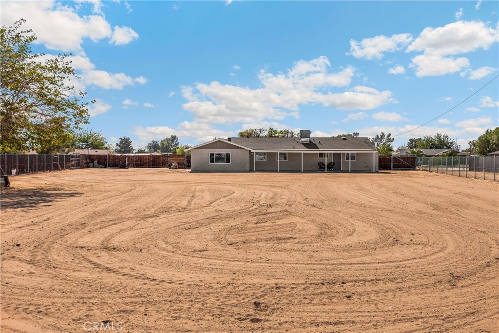 14265 Santee Road Apple Valley, CA 92307 - Photo 17 of 18