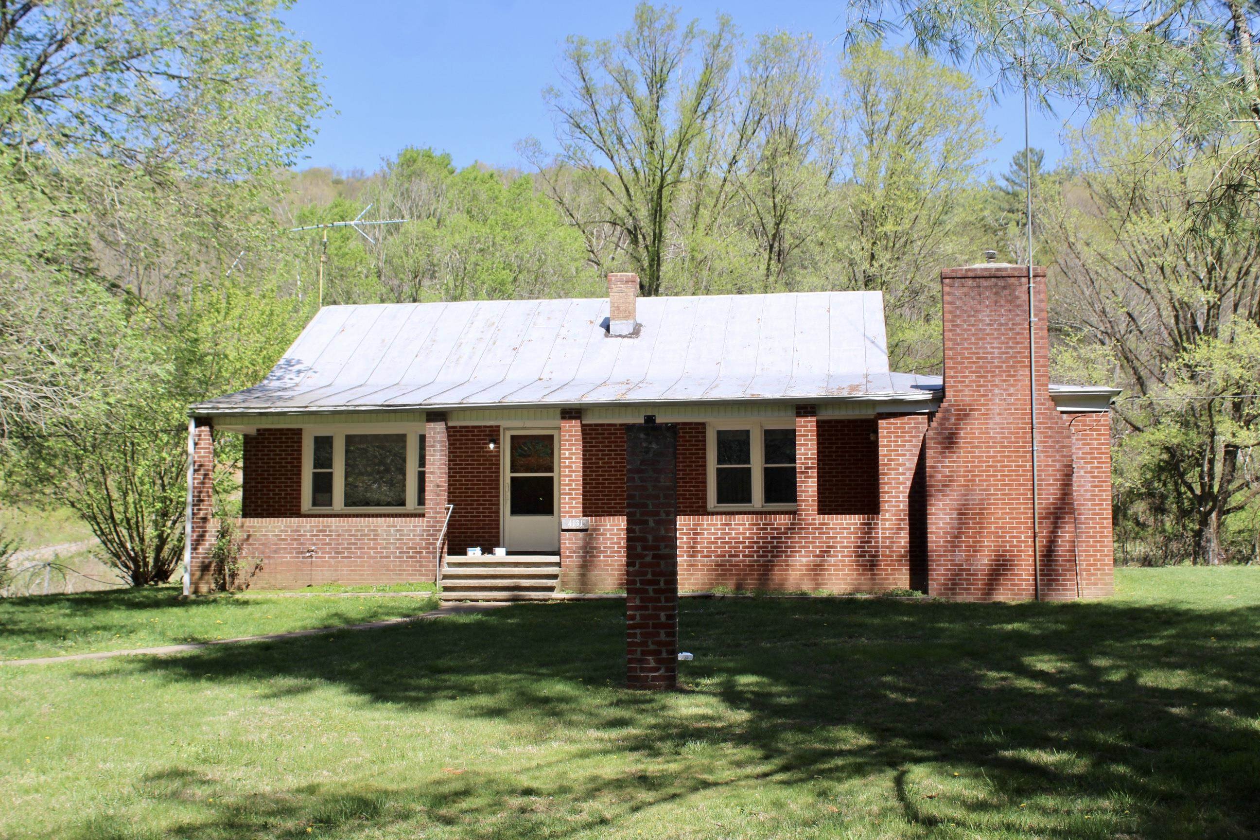 4131 Jollett Road Elkton, VA 22827 - Photo 1 of 18 Gallery Image 1
