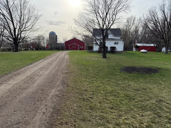 $750,000 | 2668 County Road 78 Southeast, Alexandria, MN 56308
