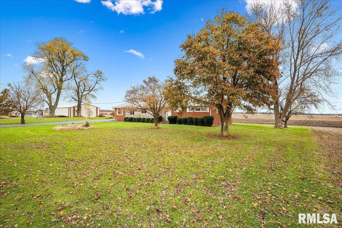 27583 Queenwood Road Morton, IL 61550 - Photo 4 of 49 Gallery Image 4