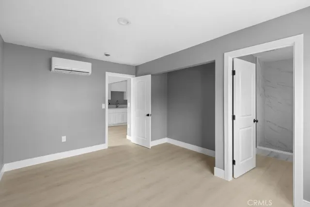 $1,499,000 | 943 North Washington Place, Long Beach, CA 90813