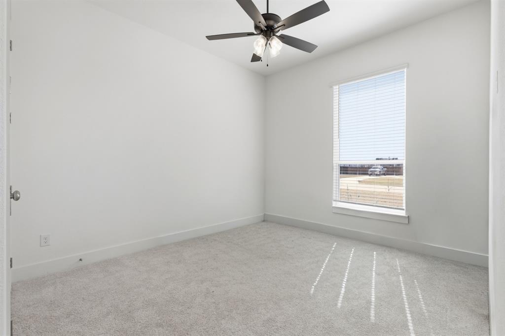 3121 Katrina Run Midlothian, TX 76065 - Photo 20 of 29