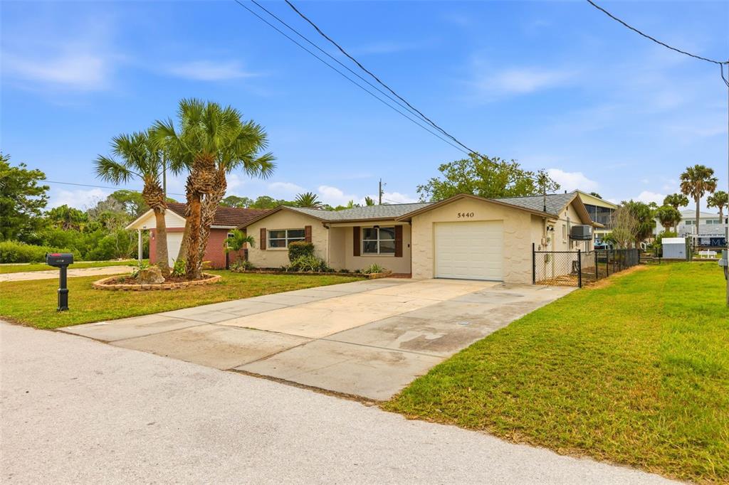 5440 Quist Drive Port Richey, FL 34668 - Photo 38 of 55