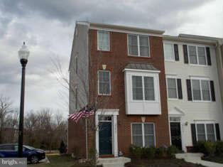 25412 South Riding Boulevard South Riding, VA 20152 - Photo 1 of 17 Exterior (Front)