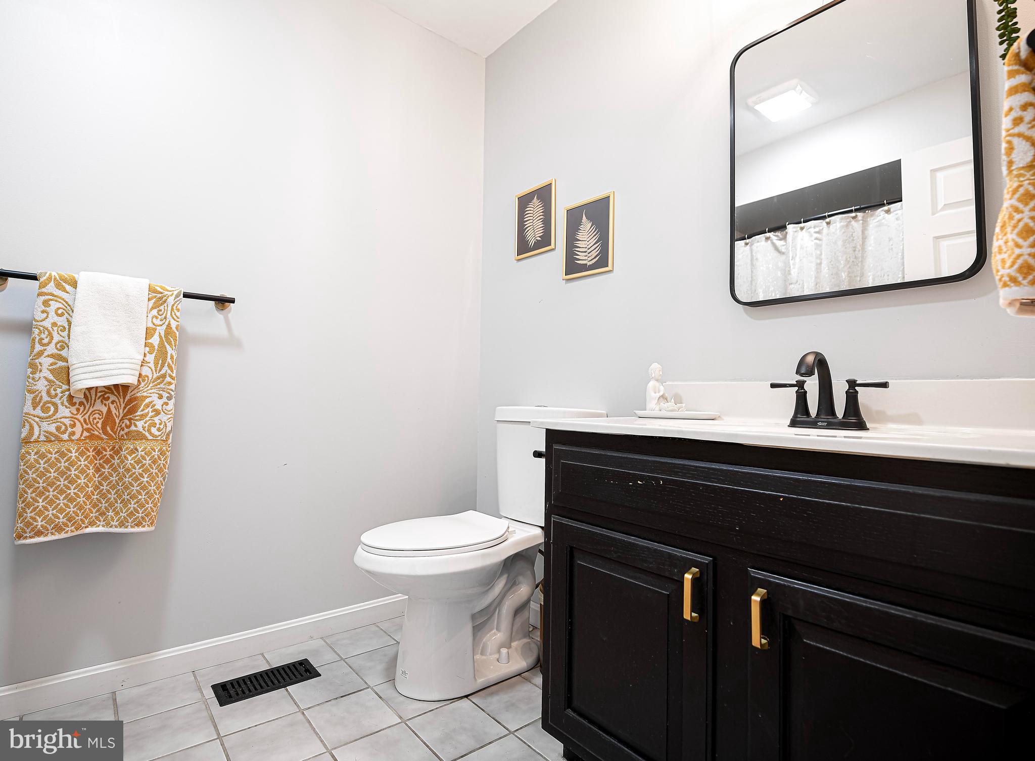 2602 Rocks Road Forest Hill, MD 21050 - Photo 25 of 61 Upstairs Hall Bath