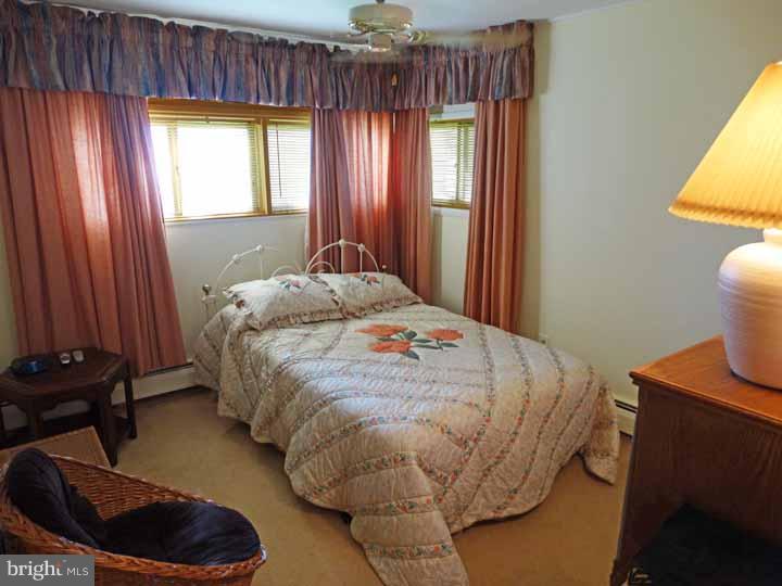 28 Border Rock Road Levittown, PA 19057 - Photo 14 of 17 Gallery Image 14