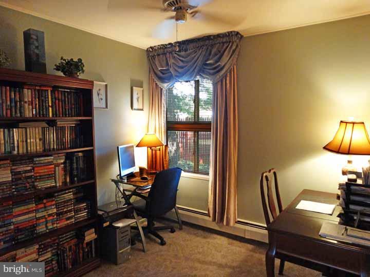 28 Border Rock Road Levittown, PA 19057 - Photo 15 of 17 Gallery Image 15