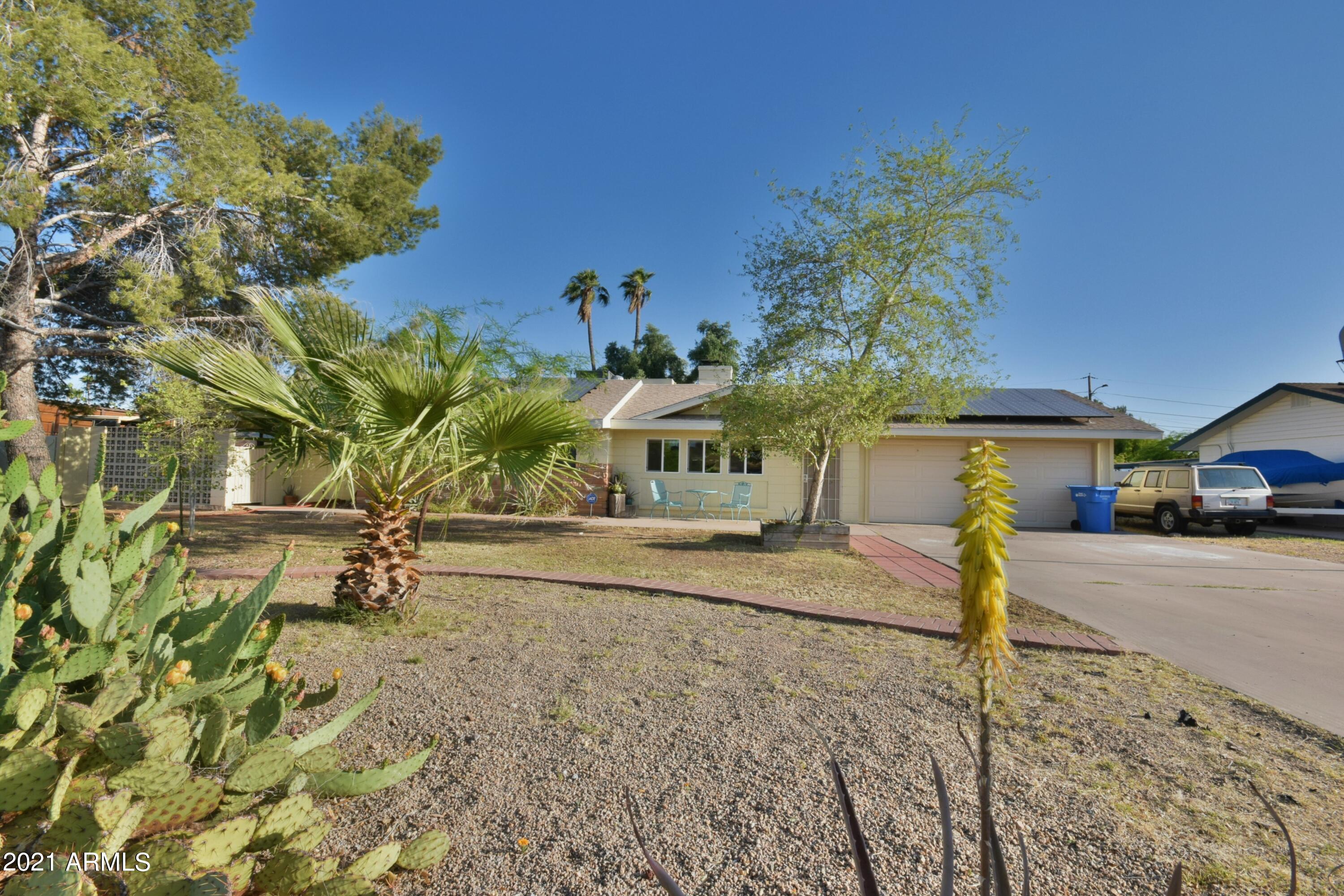 3105 East Bloomfield Road Phoenix, AZ 85032 - Photo 3 of 55 DSC_0842