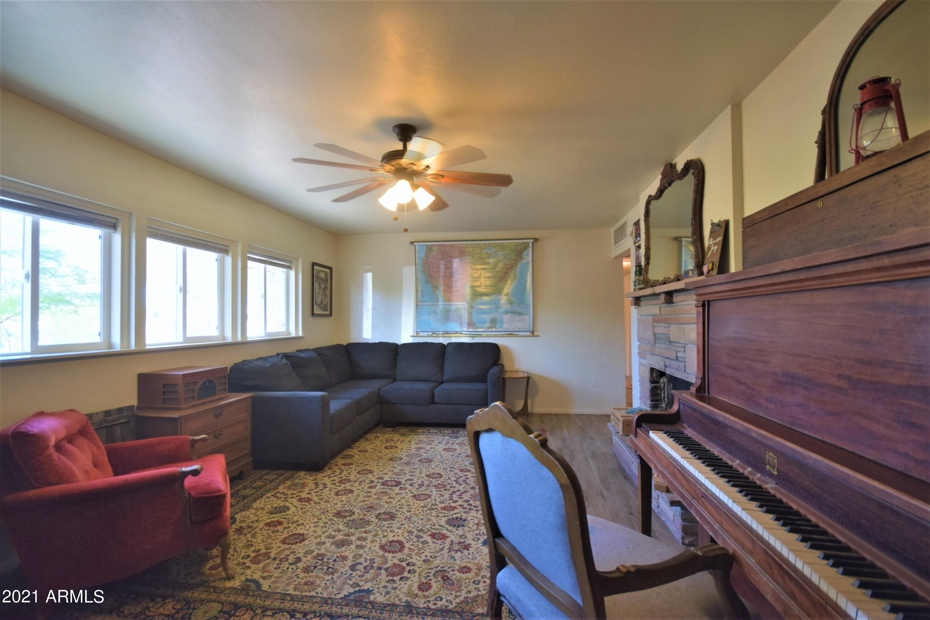 3105 East Bloomfield Road Phoenix, AZ 85032 - Photo 6 of 55 DSC_0771