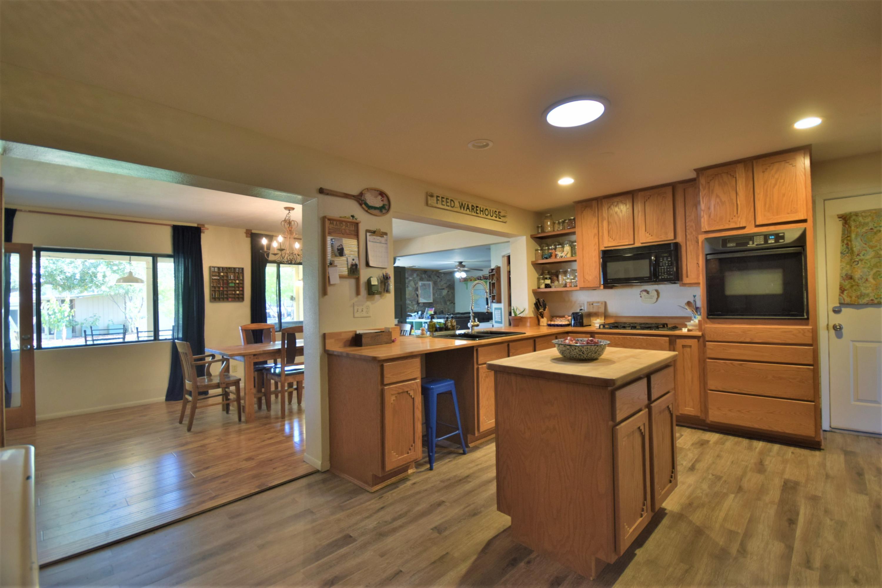 3105 East Bloomfield Road Phoenix, AZ 85032 - Photo 9 of 55 DSC_0778
