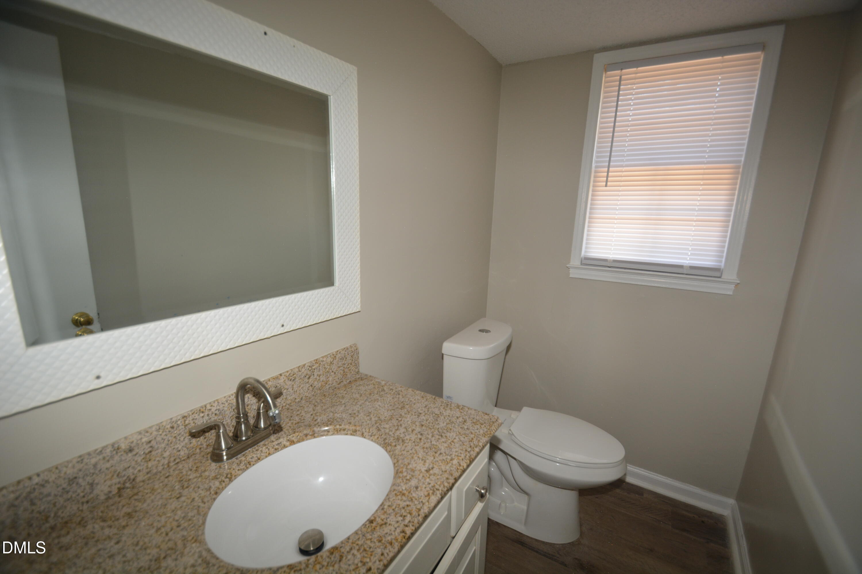 508 Rippling Stream Road Durham, NC 27704 - Photo 6 of 15 DSC_0047