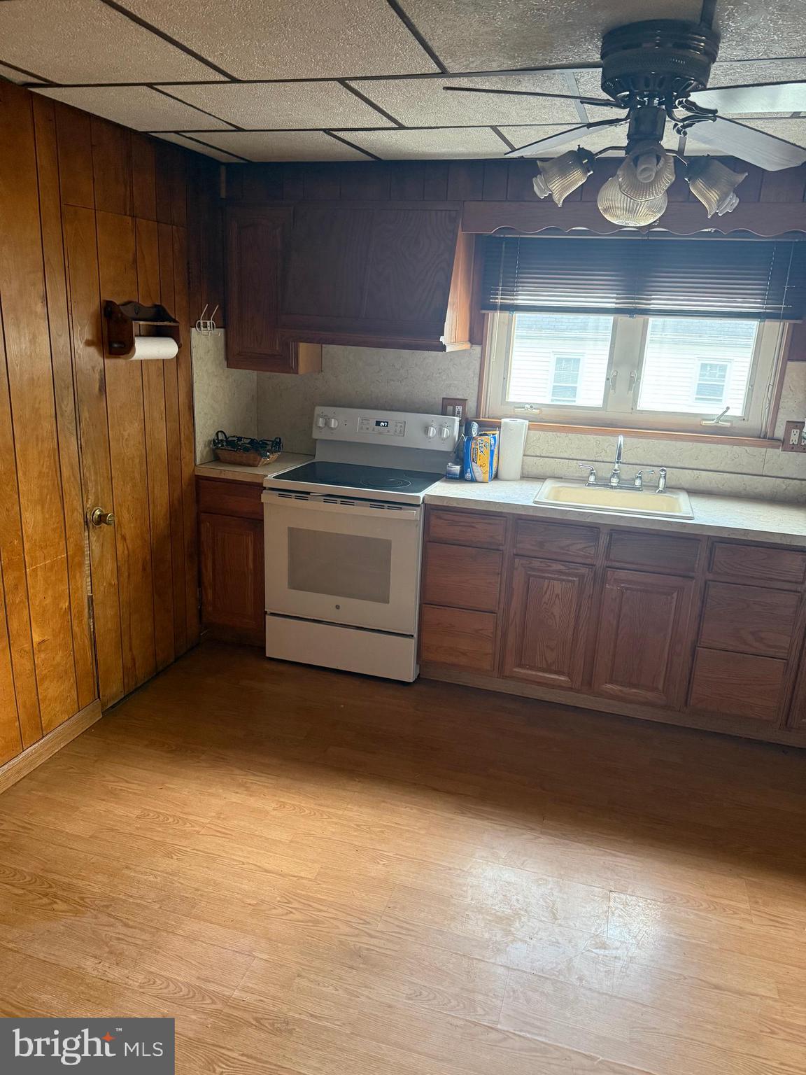 2302 Street Road Warrington, PA 18976 - Photo 7 of 22 a kitchen with a refrigerator and window