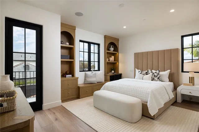 $11,250,000 | 208 Via Palermo, Newport Beach, CA 92663