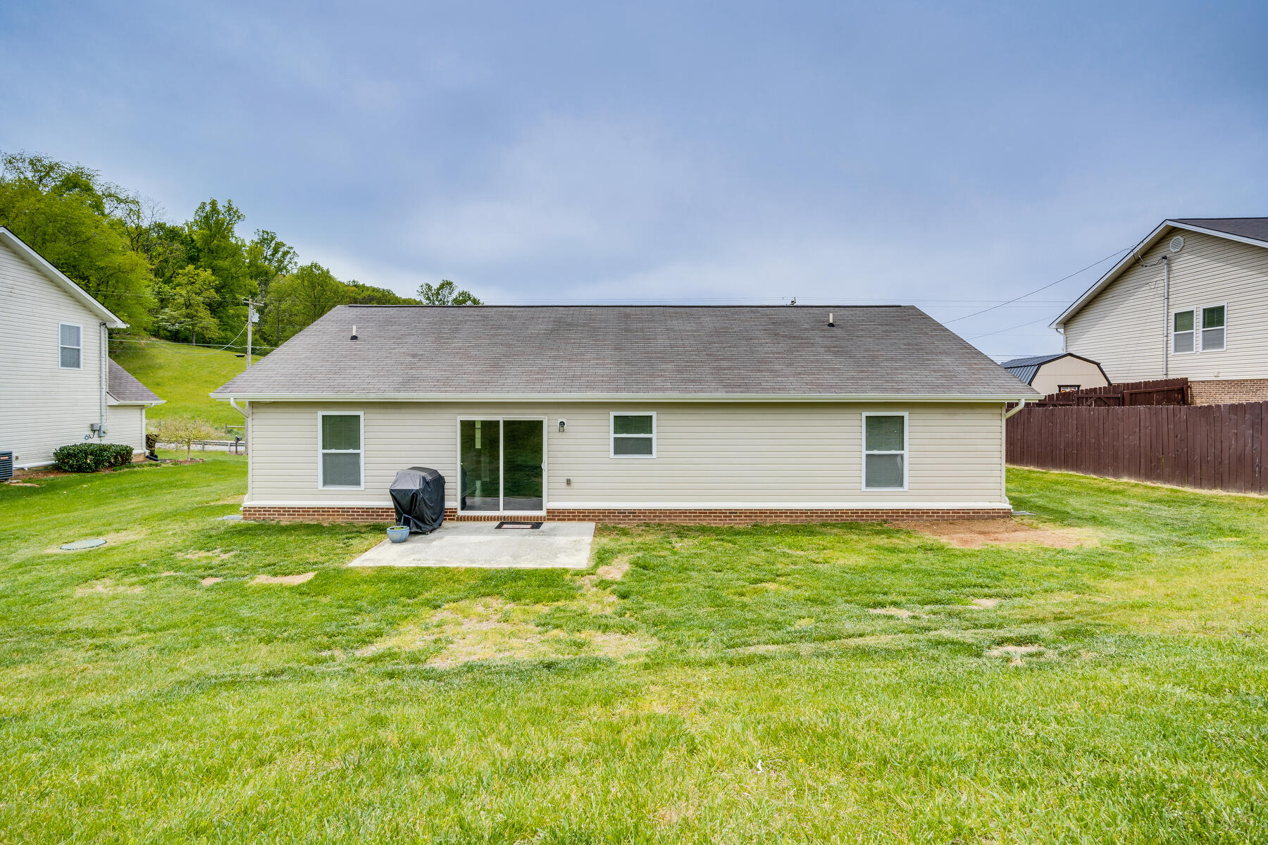 390 Poplar Ridge Road Piney Flats, TN 37686 - Photo 27 of 34 025