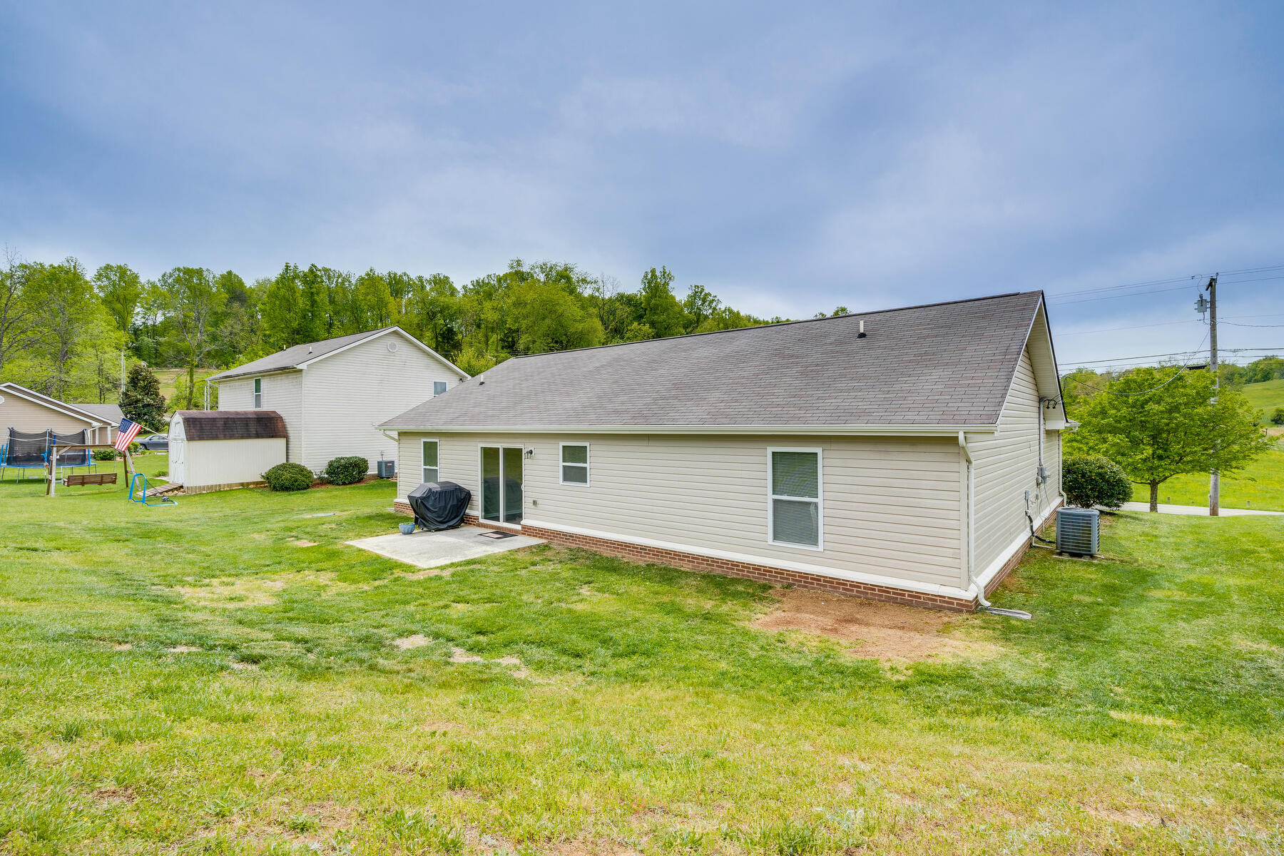 390 Poplar Ridge Road Piney Flats, TN 37686 - Photo 28 of 34 026