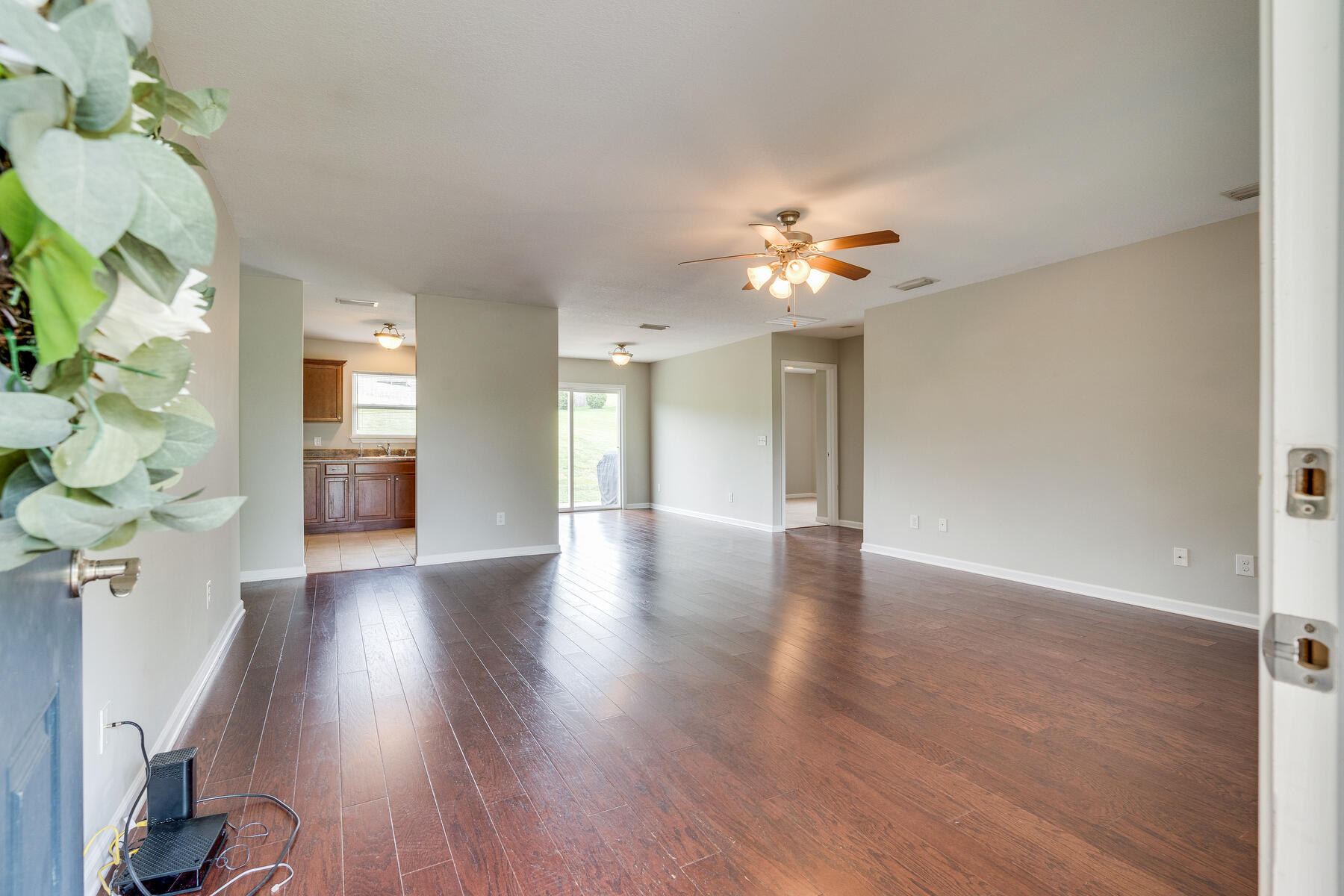 390 Poplar Ridge Road Piney Flats, TN 37686 - Photo 5 of 34 005