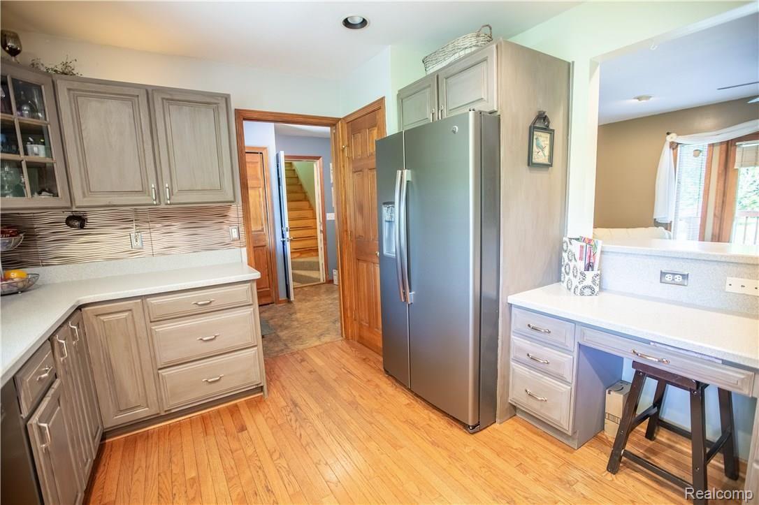 2571 Pinckney Road Howell, MI 48843 - Photo 11 of 35 18XE1A4777-HDR-Full.jpg