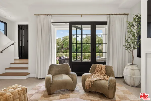 $8,500,000 | 461 26th Street, Manhattan Beach, CA 90266