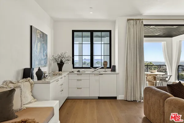 $8,500,000 | 461 26th Street, Manhattan Beach, CA 90266