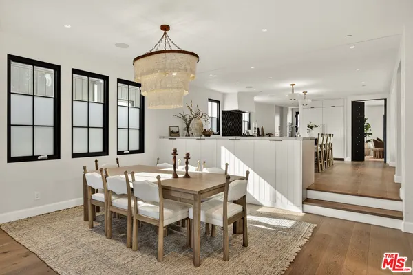 $8,500,000 | 461 26th Street, Manhattan Beach, CA 90266