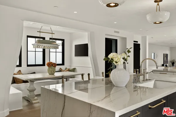 $8,500,000 | 461 26th Street, Manhattan Beach, CA 90266