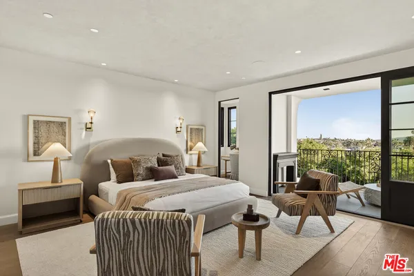 $8,500,000 | 461 26th Street, Manhattan Beach, CA 90266