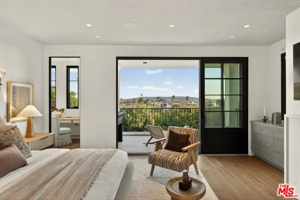 $8,500,000 | 461 26th Street, Manhattan Beach, CA 90266