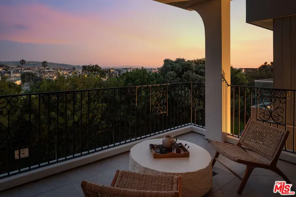 $8,500,000 | 461 26th Street, Manhattan Beach, CA 90266