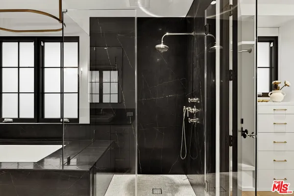 $8,500,000 | 461 26th Street, Manhattan Beach, CA 90266