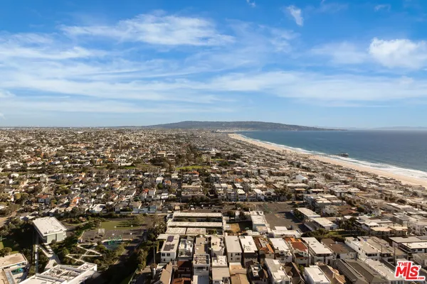 $8,500,000 | 461 26th Street, Manhattan Beach, CA 90266