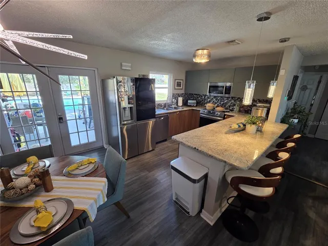 $3,250 | 6301 South Renellie Court, Tampa, FL 33616